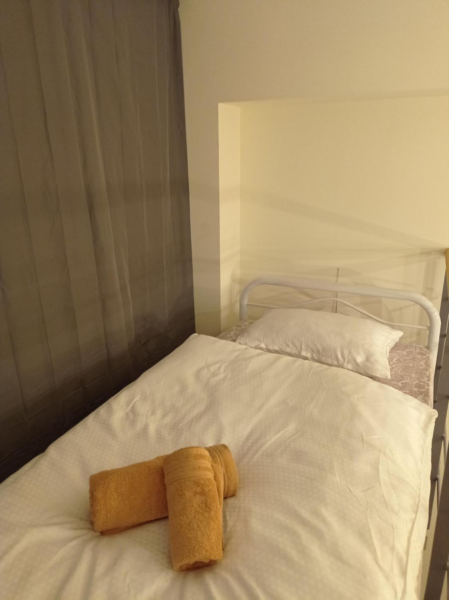 Minimal Two-Floor Apartment 塞萨洛尼基 外观 照片